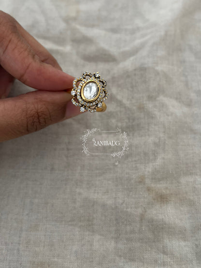 Neerja Oval Polki Kundan Geometric Ring In Rich Gold Finish By Ranibaug