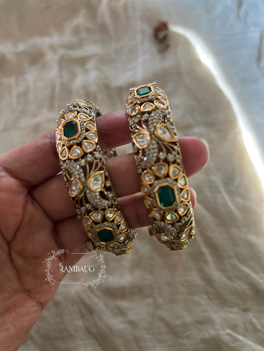 Nidhi Emerald Green Authentic Indian Bangles By Ranibaug