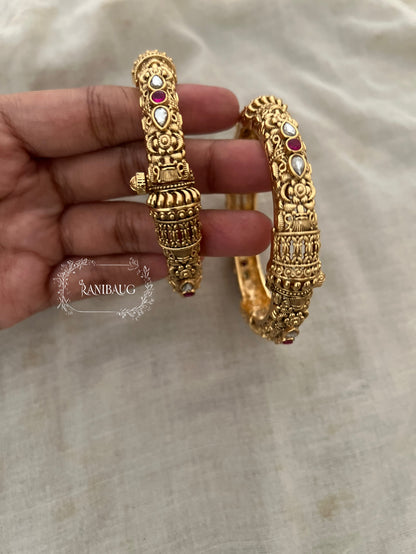 Nishi Ranibaug Heritage Polki Sculpted Gold Bangles