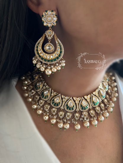 Nita Polki Kundan Necklace Set In Teardrop Enamel Motifs And Shiny Pearl Fringes In Premium Gold Finish With Contrasting Maangtikka By Ranibaug