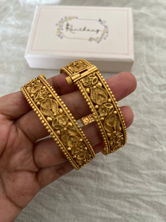 Nitasha Premium Finish Gold Bangle Set By Ranibaug