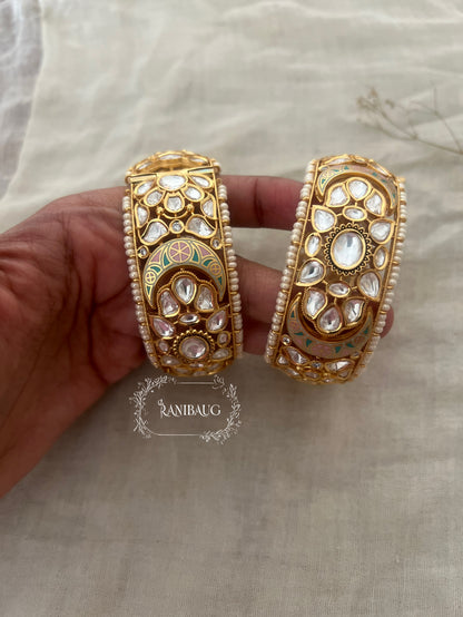 Palak Gold Kundan Bangles For Wedding By Ranibaug