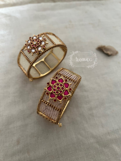 Pankhuree Modern Unique Designer Trendy Bangles Wedding Set By Ranibaug