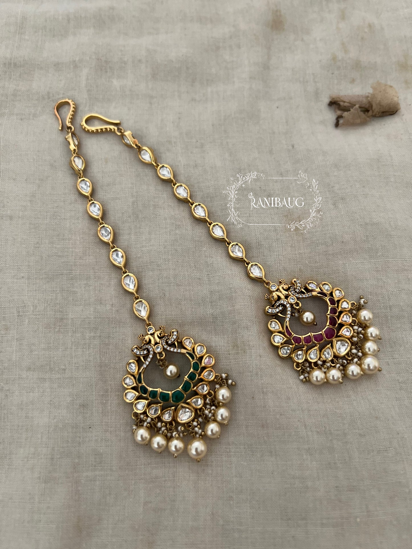 Paridhi Polki Kundan Studded Gold Plated Maangtika With Creamy Pearls By Ranibaug