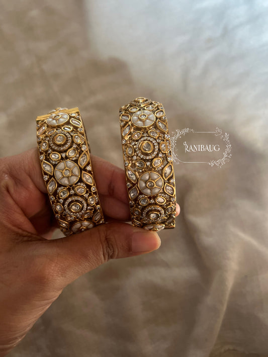 Pranami Victorian Mossainite Kundan Studded Antique Gold Bangle Set By Ranibaug | Bangles Wedding Exclusive Collection 2026