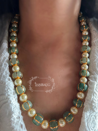 Priya Bead Necklace With Creamy Pearls And Emerald Crystals By Ranibaug