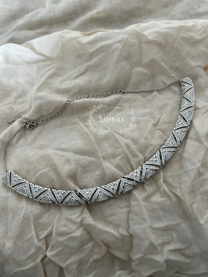 Raji Geometric Triangle Motif Diamond Necklace Set By Ranibaug