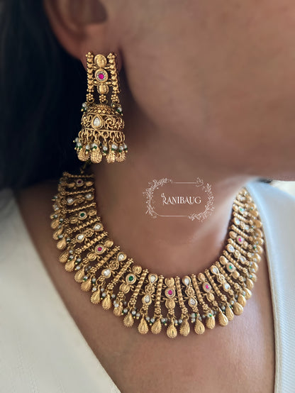 Rajsi Structured Kundan Studded Gold Finsh Beaded Choker Set By Ranibaug