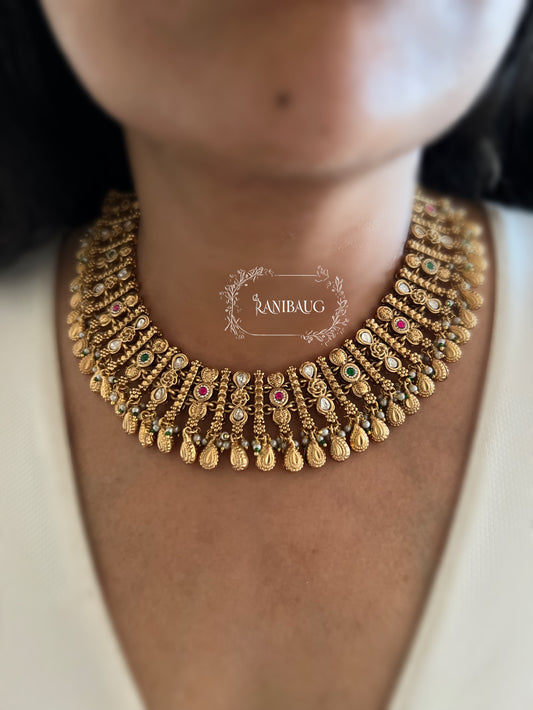 Rajsi Structured Kundan Studded Gold Finsh Beaded Choker Set By Ranibaug