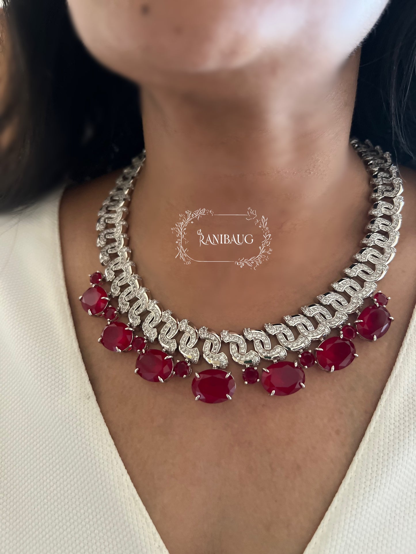 Ranibaug Diamond Sovereign Link Necklace & Earrings Set