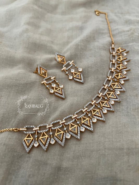 Ranibaug Geometric Heirloom Necklace & Earrings Jewelry Set