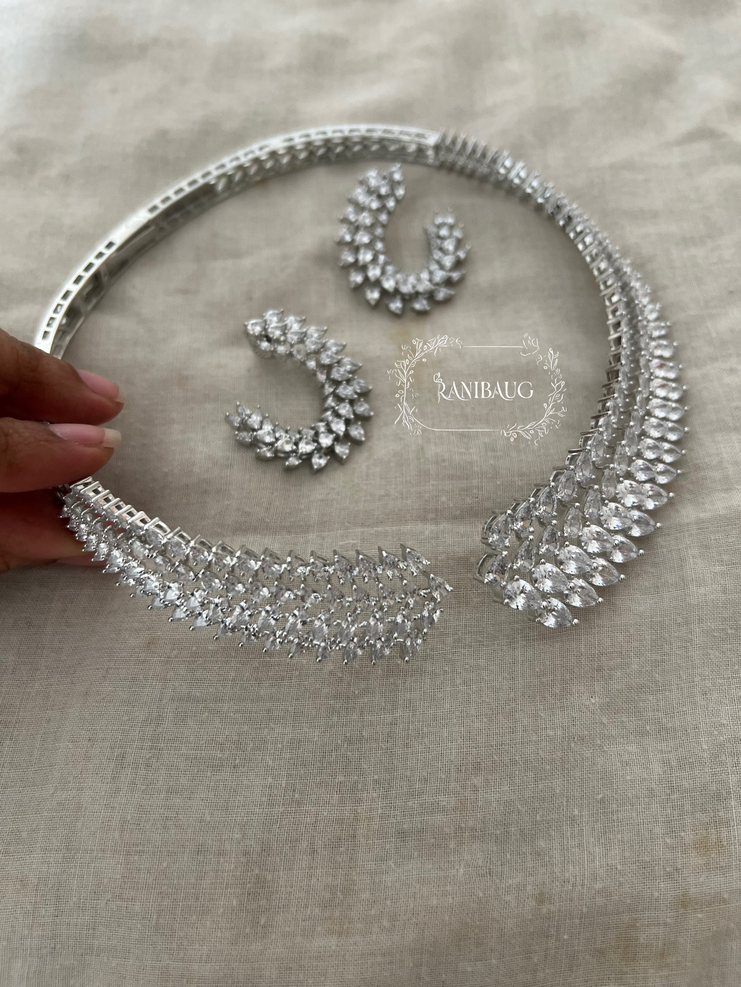 Ranibaug Imperial Arc Diamond Jewelry Set