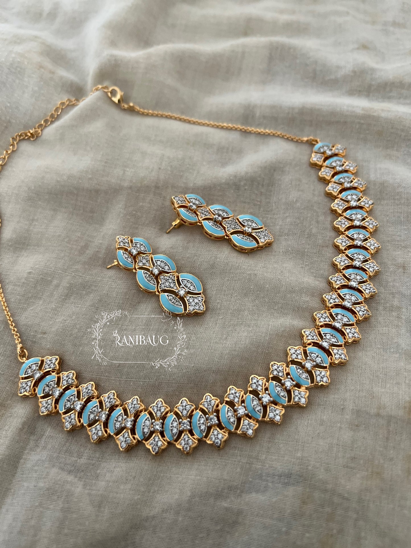Ranibaug Lattice Luxe Necklace & Earrings Set