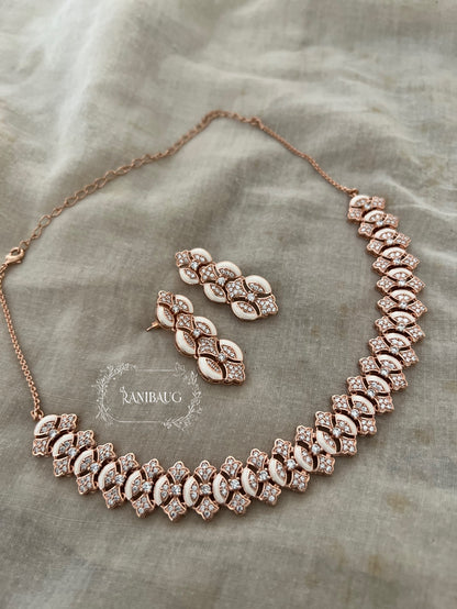 Ranibaug Lattice Luxe Necklace & Earrings Set