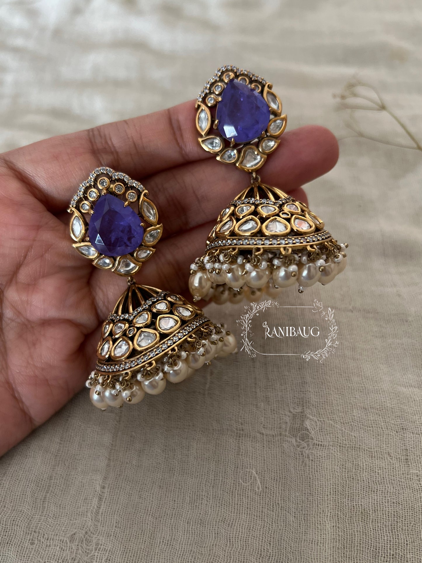 Ranibaug Saancha Elegant Gold Fancy Jhumka