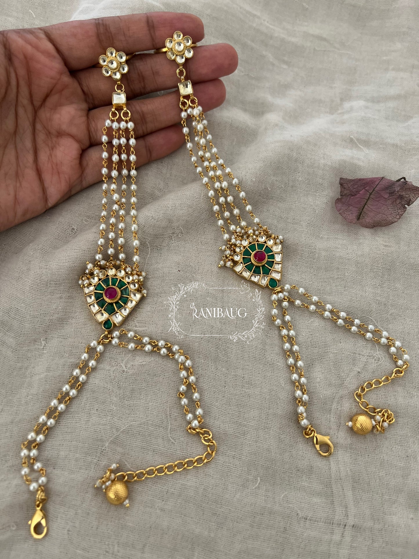 Rashmi Gold And White Traditional Light Haathphool | Ranibaug