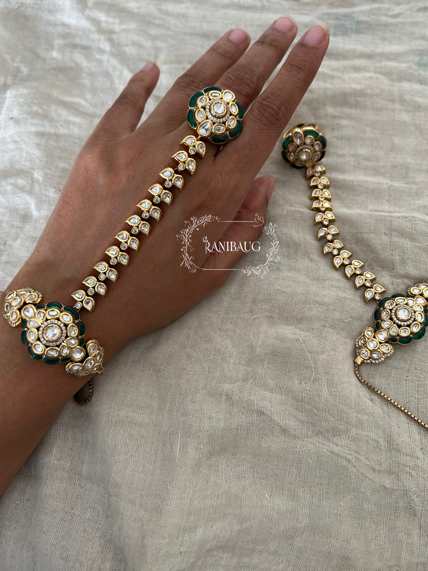 Ridhima Mossainite Gold  Victorian Hathphool | Ranibaug