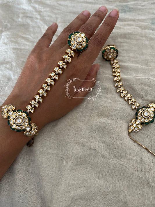 Ridhima Mossainite Gold  Victorian Hathphool | Ranibaug