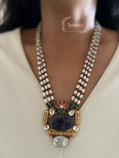 Ridhima Moti Saal Kundan And Gemstone Studded Antique Jewellery Set By Ranibaug