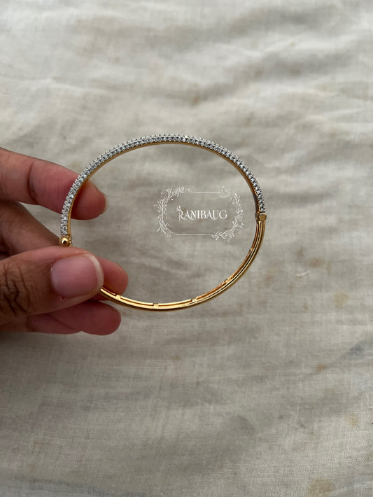 Riyana Minimal Diamond Elegance Bracelet In Premium Gold Finish By Ranibaug