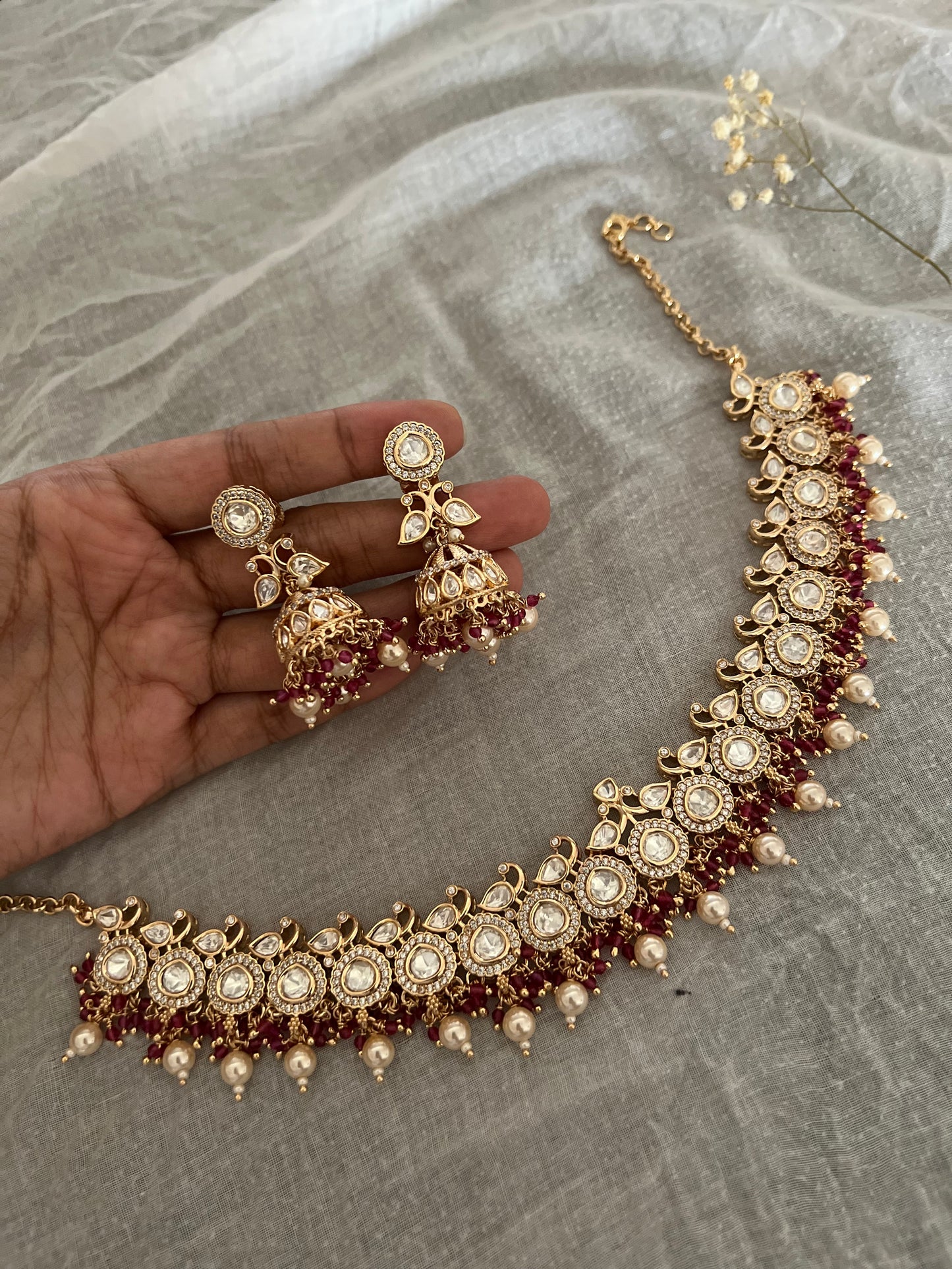 Sadgi Simple Gold Plated Color Accent Ranibaug Jewellery Set