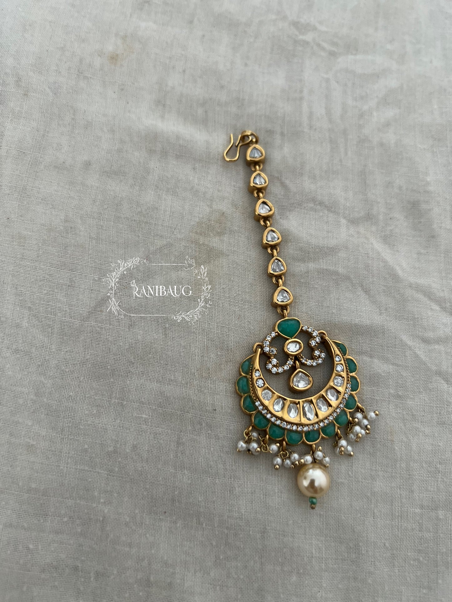 Sakshi Heritage Gold Temple Maang Tikka By Ranibaug