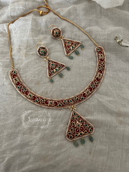 Saranshi Unique Triangular Heritage Gold Necklace Jewellery Set By Ranibaug