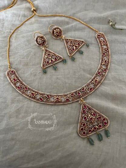 Saranshi Unique Triangular Heritage Gold Necklace Jewellery Set By Ranibaug
