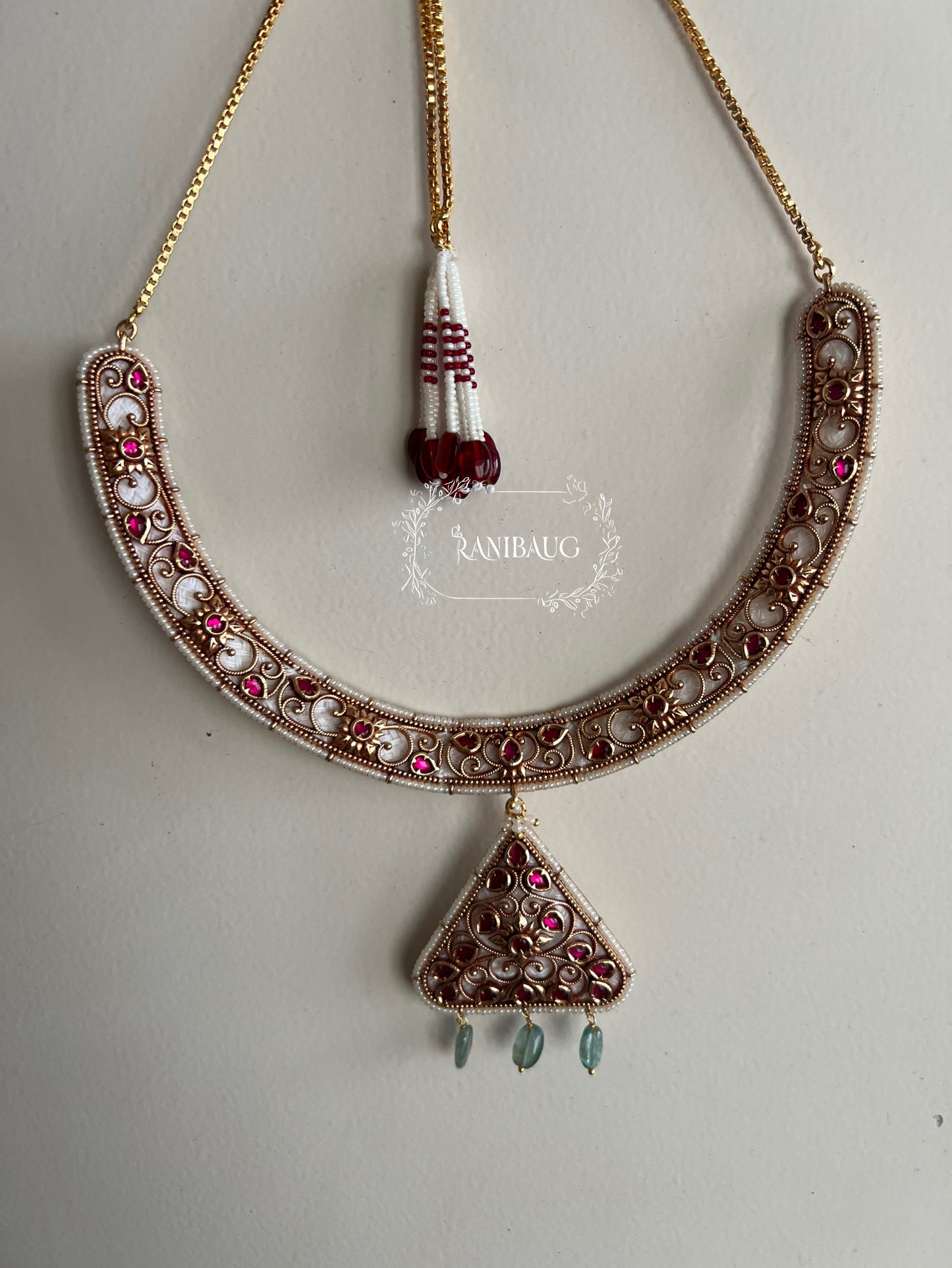 Saranshi Unique Triangular Heritage Gold Necklace Jewellery Set By Ranibaug