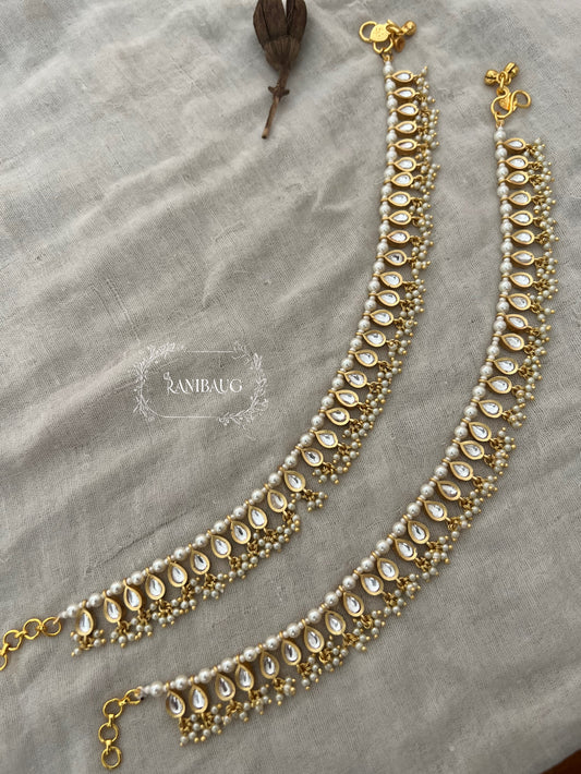 Sarla Teardrop Polki Gold Plated Ankle Chain Adorned With Pearl Fringe Perfect Choice Of Payal For Saree By Ranibaug
