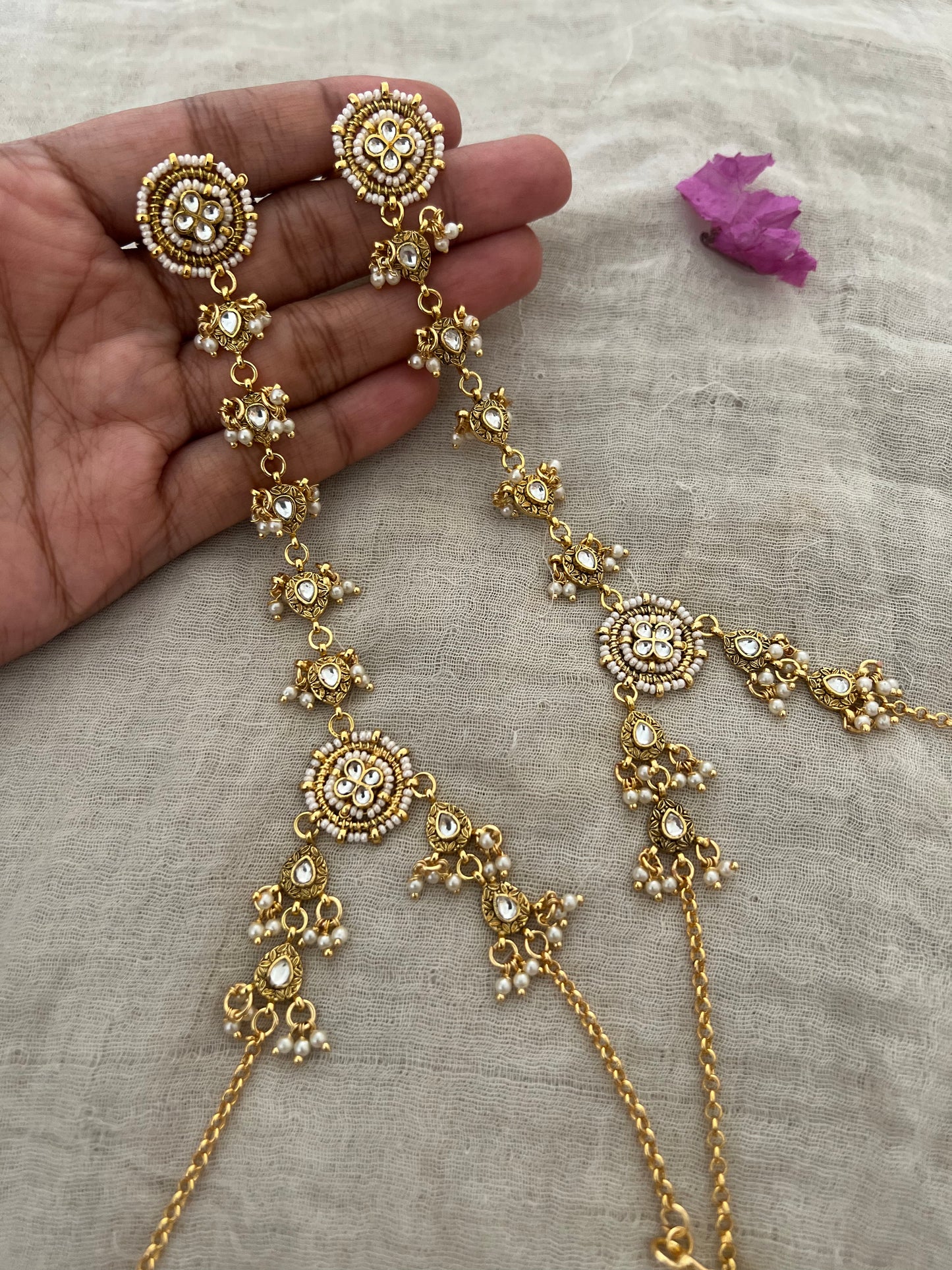 Shashi Heritage Gold Intricate Hathphool | Ranibaug