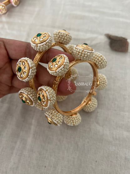 Shikha Traditional Moti Gajra Rajasthani Bangle Set For Lehenga By Ranibaug