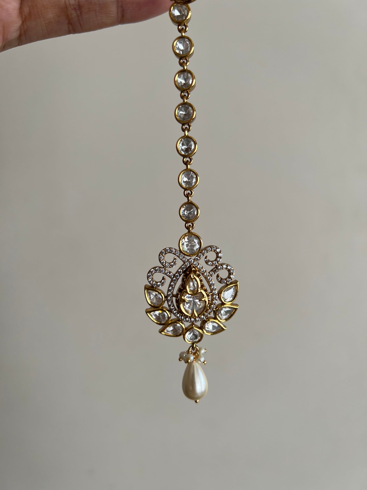 Shivika Maang Tikka Gold By Ranibaug