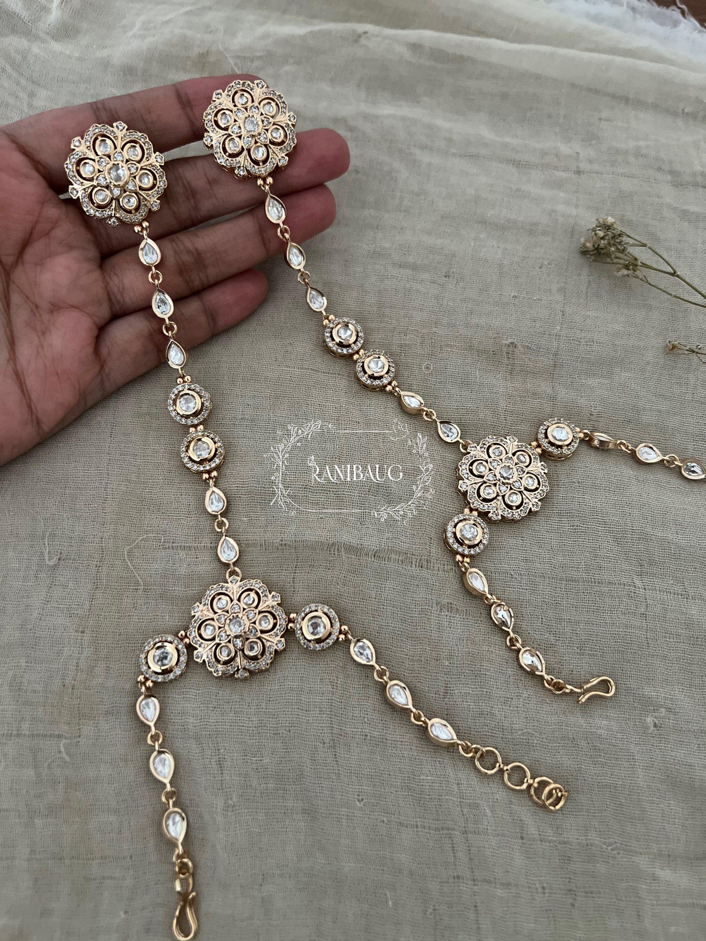 Shreya Mossainite Polki Victorian Haathphool | Ranibaug