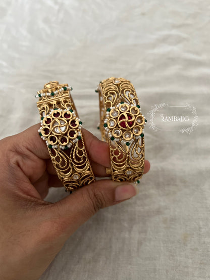 Sonali Designer Modern Gold Bangle Kada Set By Ranibaug