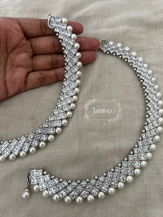 Swara Pearl Grace Diamond Anklet By Ranibaug