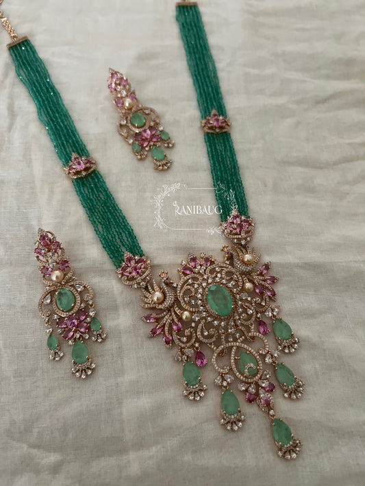 Tira Emerald Green Bird Motif Queen'S Heirloom Diamond Long Necklace By Ranibaug