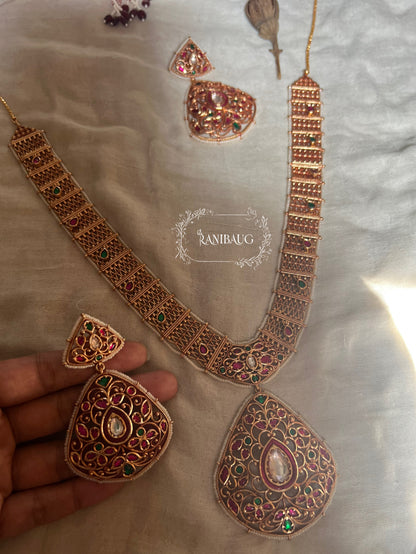 Trishna Teardrop Gold Finish Heritage Necklace By Ranibaug