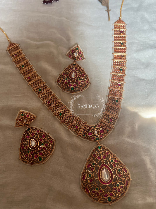 Trishna Teardrop Gold Finish Heritage Necklace By Ranibaug