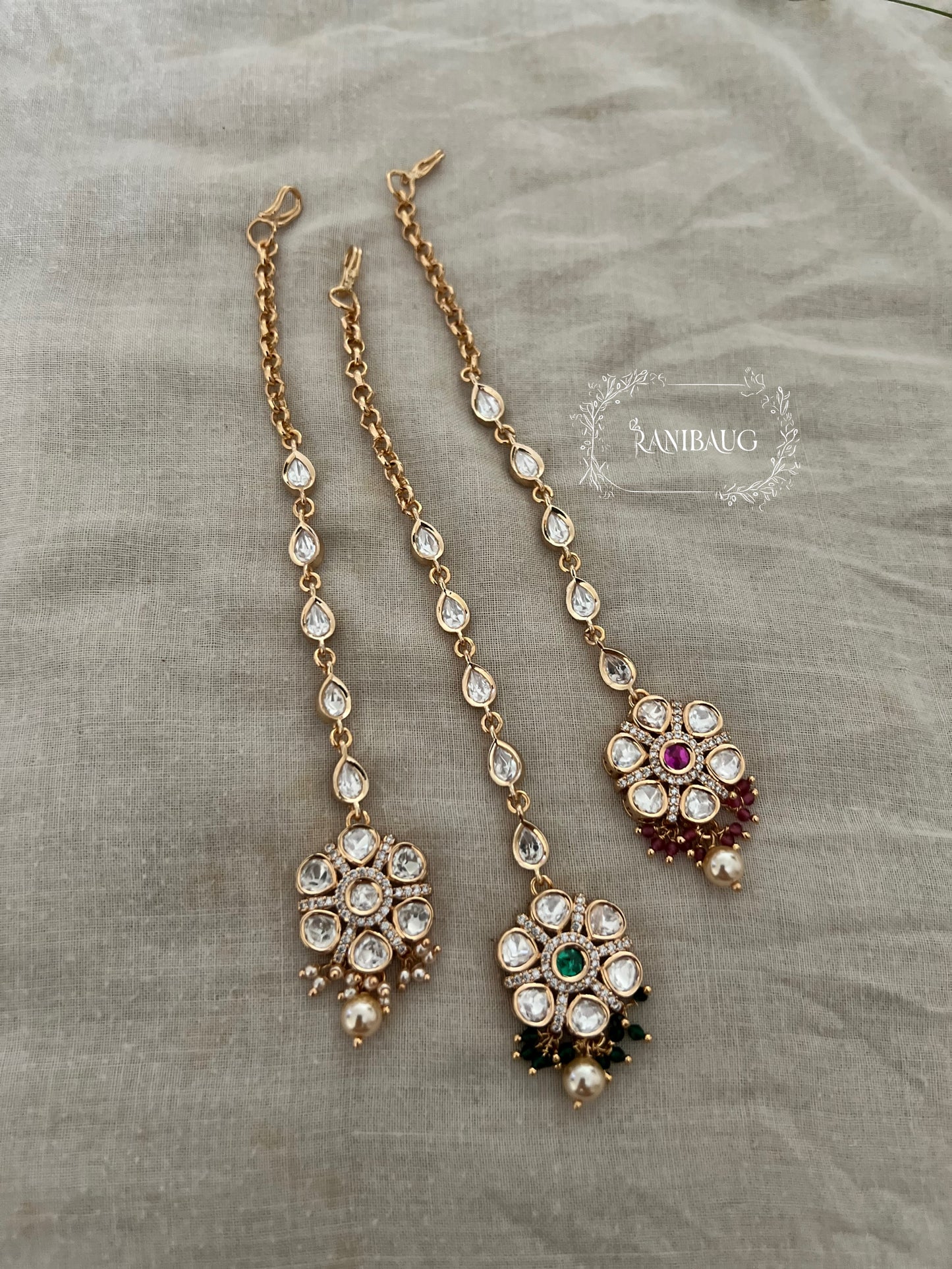 Urvi Polki Kundan Floral Motif Maang Tikka By Ranibaug