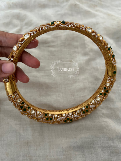 Vaarini Mossainite Polki Gold Round Designer Necklace Set by Ranibaug