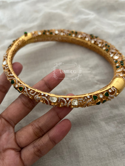 Vaarini Mossainite Polki Gold Round Designer Necklace Set by Ranibaug