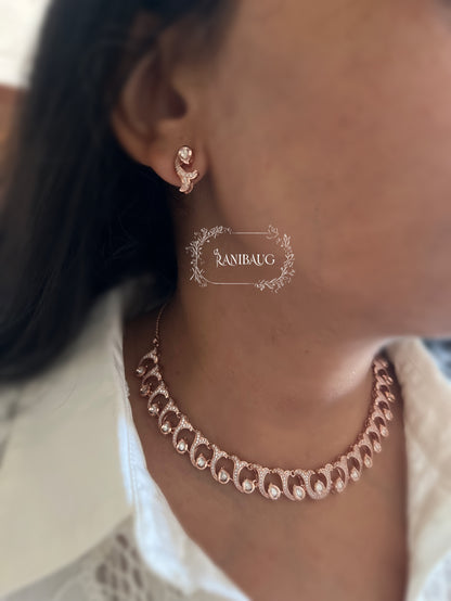 Vaishi Rose Gold Kundan Necklace Jewellery Set With Earrings By Ranibaug | Latest Wedding Jewellery Collection