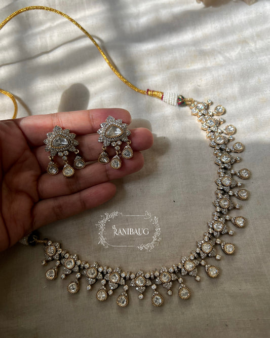 Vanika Minimal Yet Sophisticated Floral And Sparkling Polki Kundan Teardrops Necklace Set By Ranibaug | Latest Jewellery Collection 2025 2026