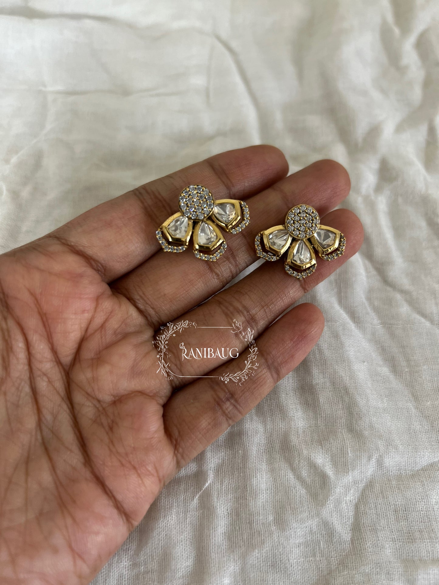 Vihana Polki Kundan Floral Premium Gold Finish Ear Studs By Ranibaug