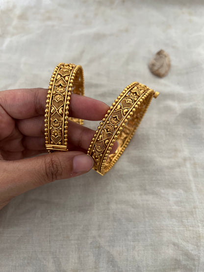 Vrinda Heritage Temple Kada Bangles Gold By Ranibaug