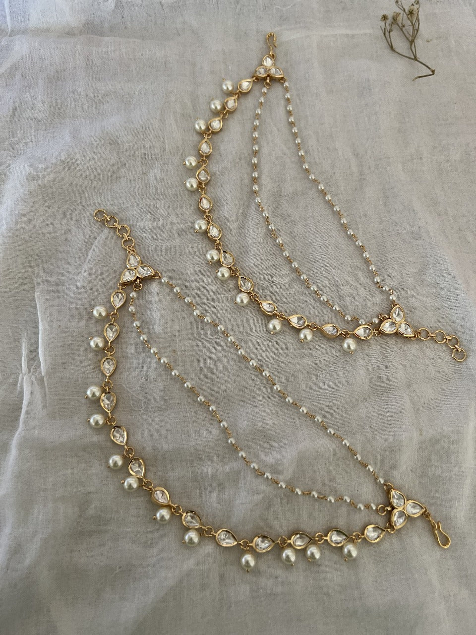 Naina Creamy Pearl Accents Gold Plated Kundan Hair Chain Jewelry By Ranibaug