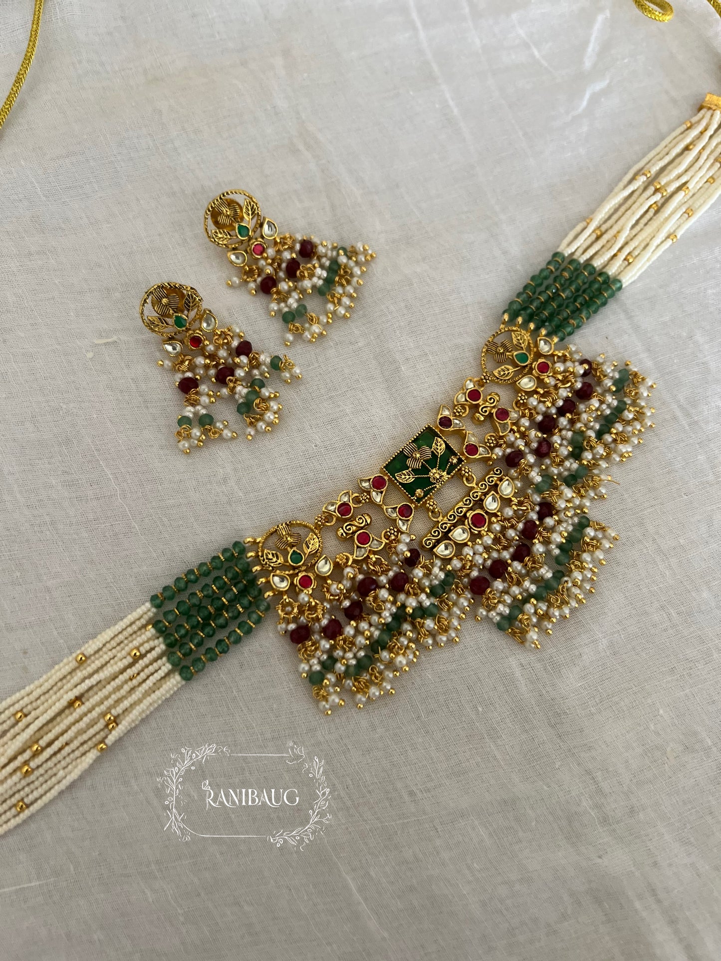Yashasvi Pachi Kundan Gold Finish Beaded Minimal Classic Heritage Choker Set By Ranibaug