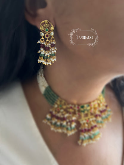 Yashasvi Pachi Kundan Gold Finish Beaded Minimal Classic Heritage Choker Set By Ranibaug