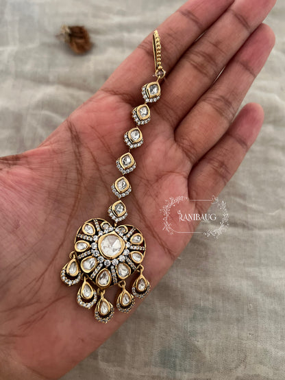 Yashi Polki Kundan Bridal Maang Tikka By Ranibaug